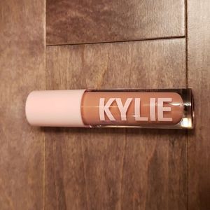 New Kylie gloss in Diva.